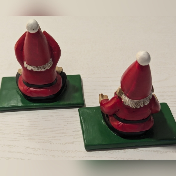 Yoga Santa Gnome Christmas Figurines Set of 2 - Picture 4 of 6